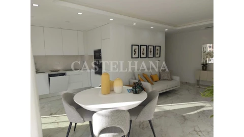 Apartamento T2 para Venda em Lagos (São Sebastião e Santa Maria)