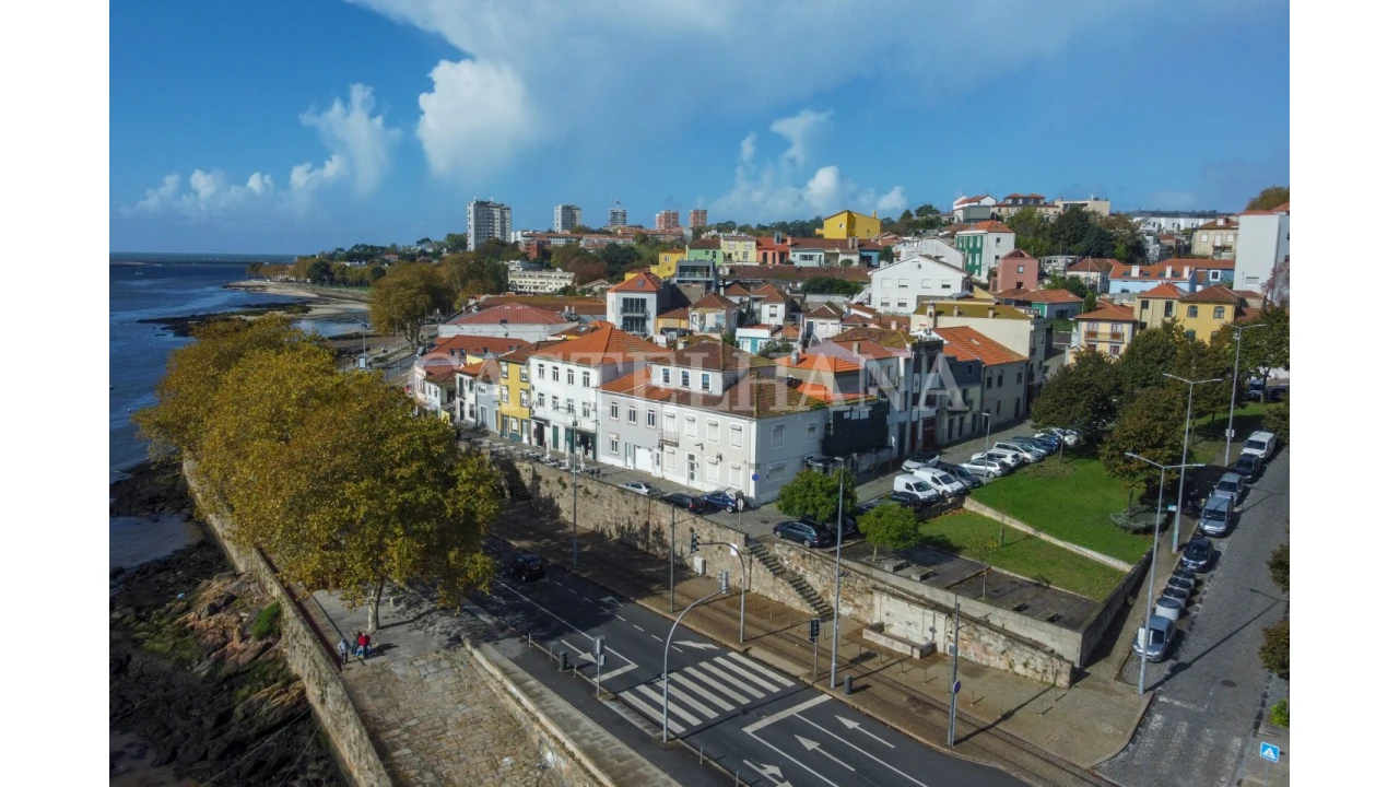 Apartamento T2 para Venda em Lordelo do Ouro e Massarelos Foto 24
