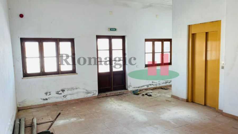 Prédio para Venda em Cartaxo e Vale da Pinta Foto 19