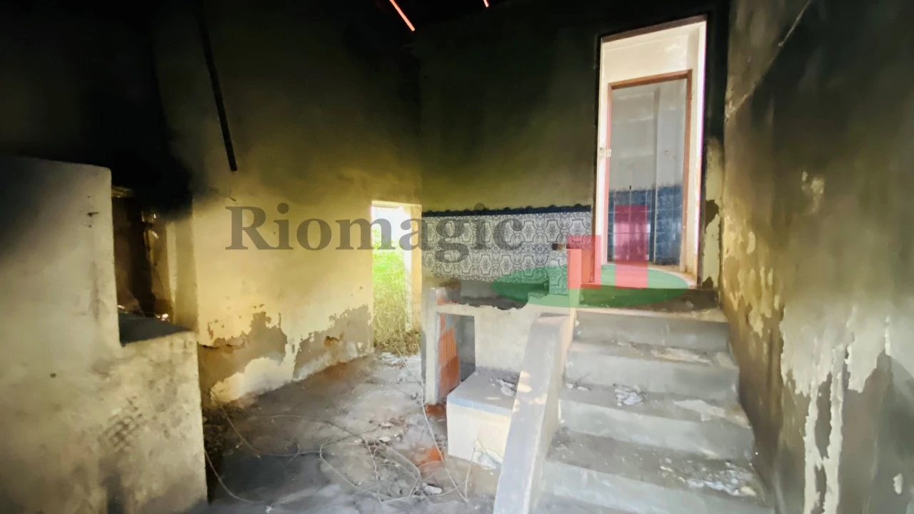 Moradia T3 para Venda em Casais e Alviobeira Foto 10