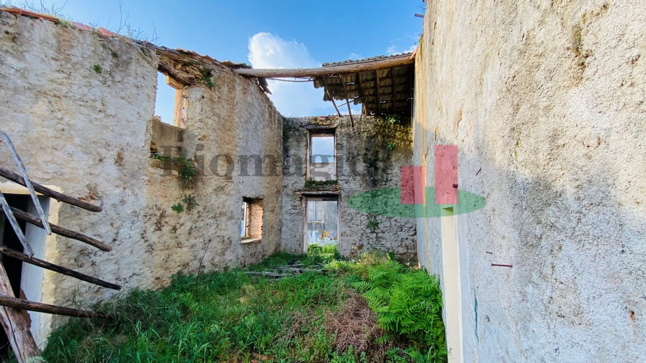 Moradia T3 para Venda em Casais e Alviobeira Foto 11