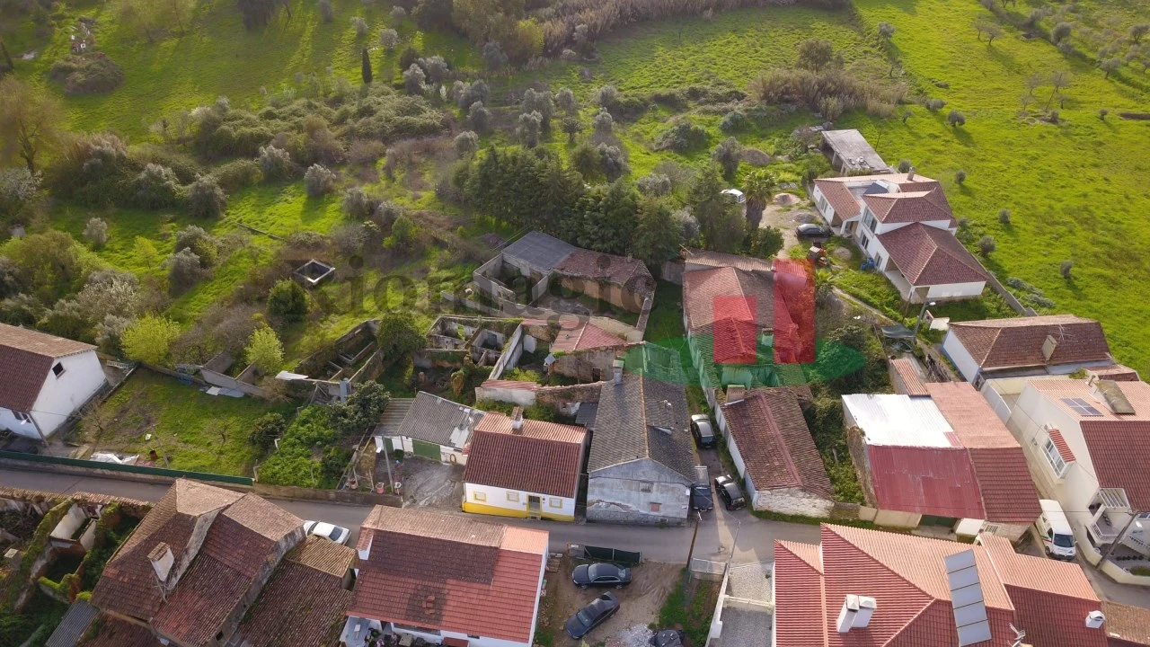 Moradia T3 para Venda em Casais e Alviobeira Foto 15