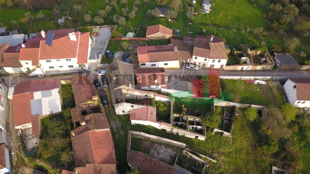 Moradia T3 para Venda em Casais e Alviobeira Foto 19