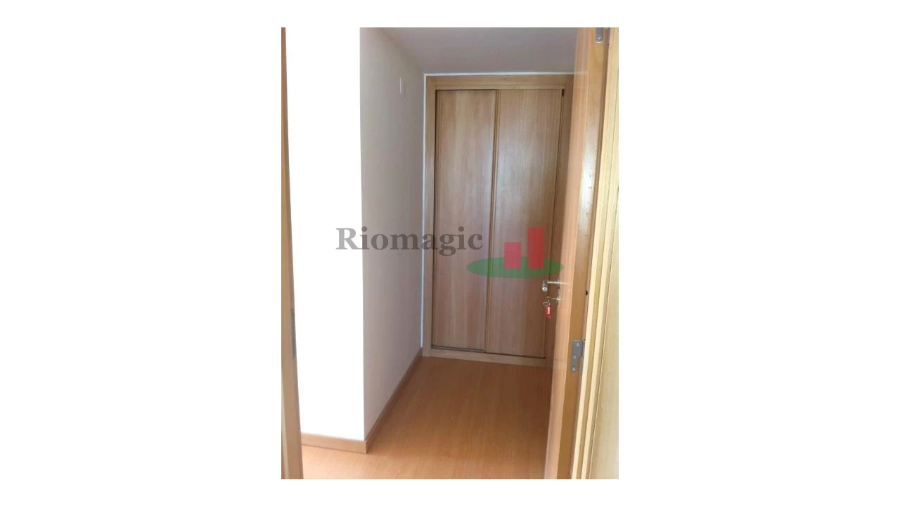 Apartamento T3 para Venda em Parque das Nações Foto 9