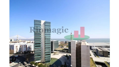 Apartamento T3 para Venda em Parque das Nações