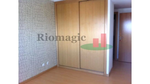 Apartamento T3 para Venda em Parque das Nações