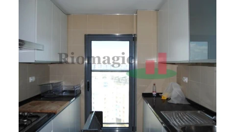 Apartamento T3 para Venda em Parque das Nações