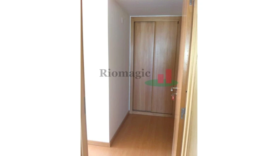 Apartamento T3 para Venda em Parque das Nações Foto 9