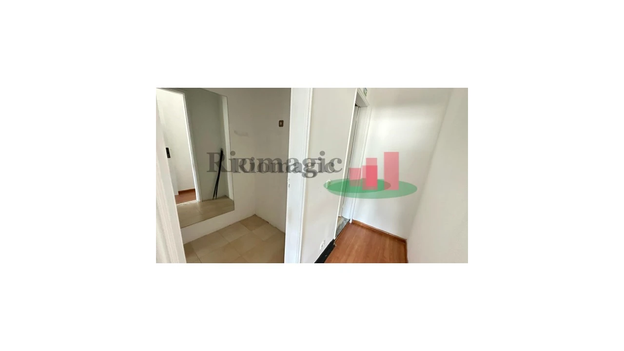 Loja para Arrendamento em Rio Maior Foto 22