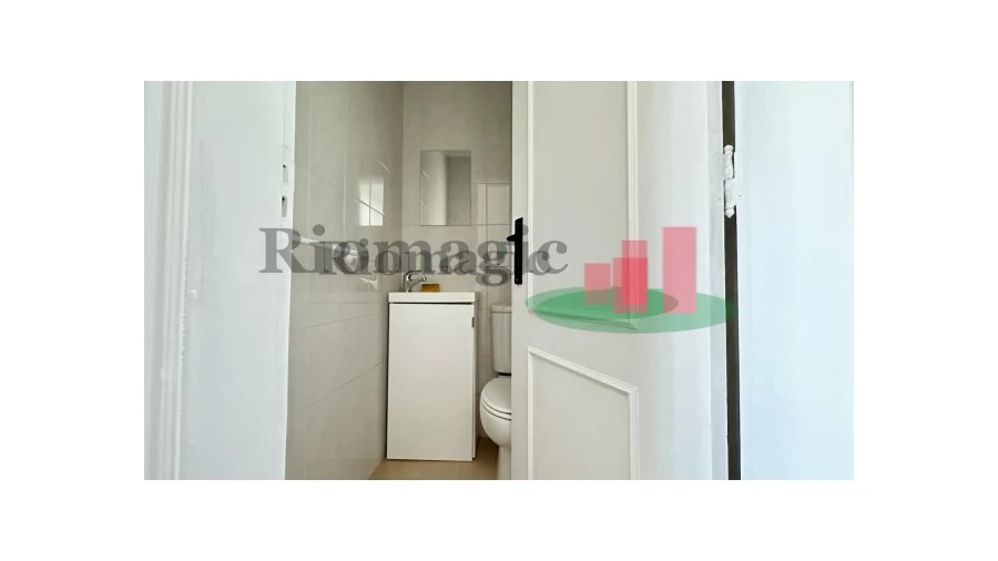 Loja para Arrendamento em Rio Maior Foto 20