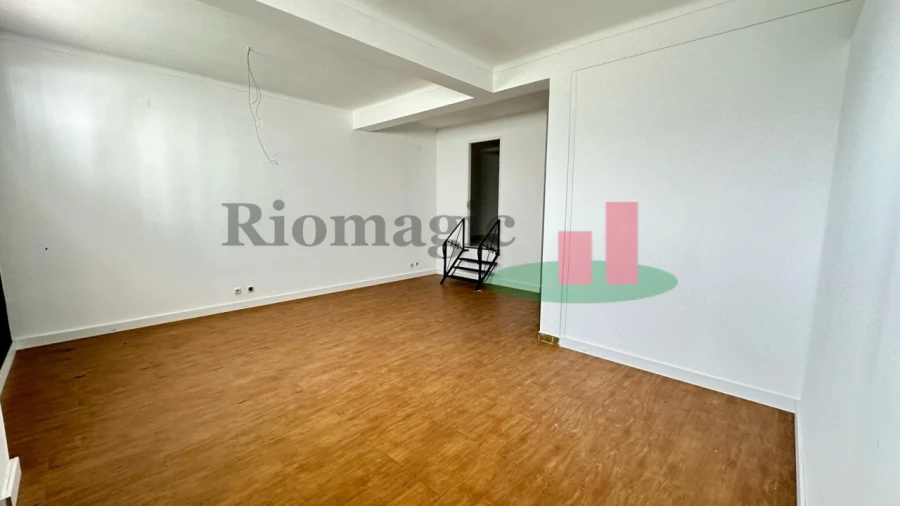 Loja para Venda em Rio Maior Foto 7