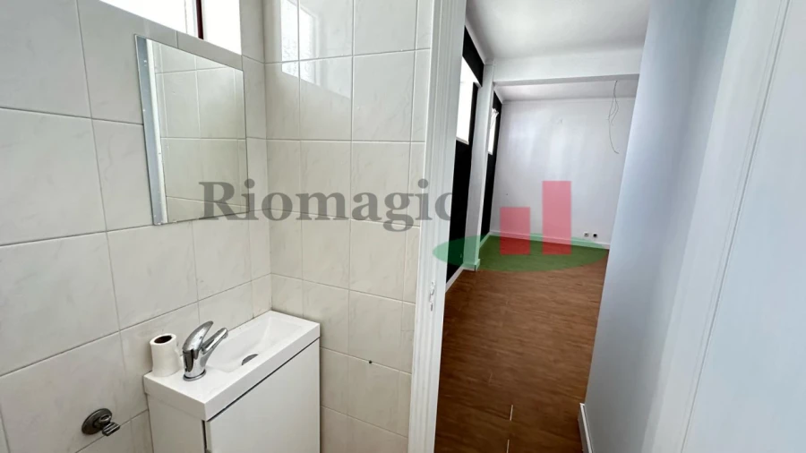 Loja para Venda em Rio Maior Foto 14