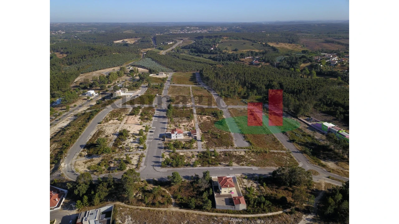 Terreno para Venda em Rio Maior Foto 1