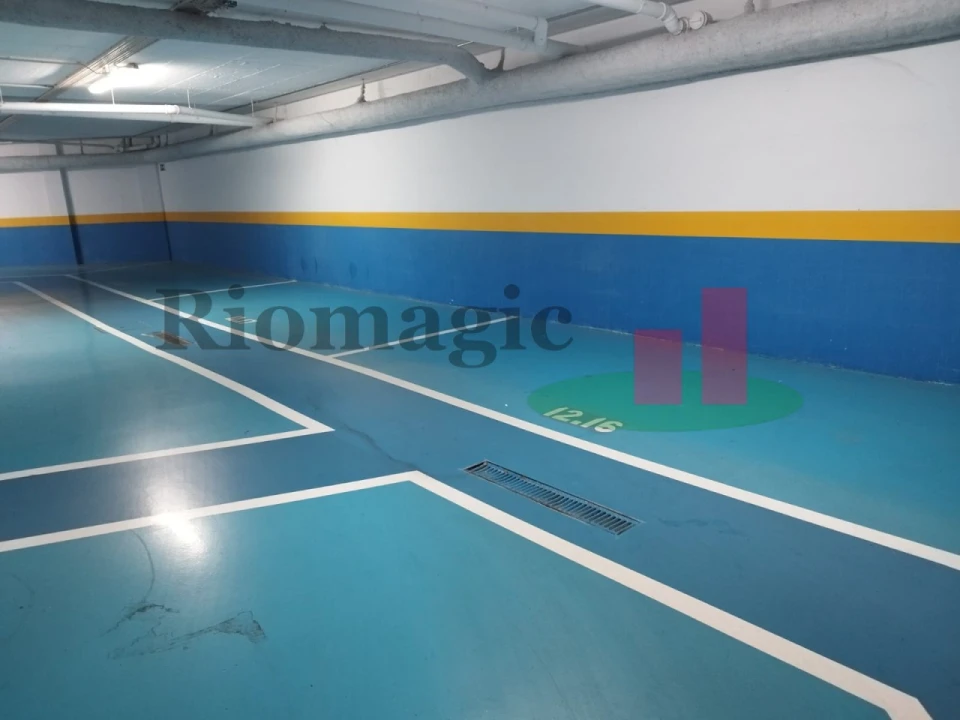 Garagem para Venda em Marvila, Ribeira Santarém, São Salvador, São Nicolau Foto 1