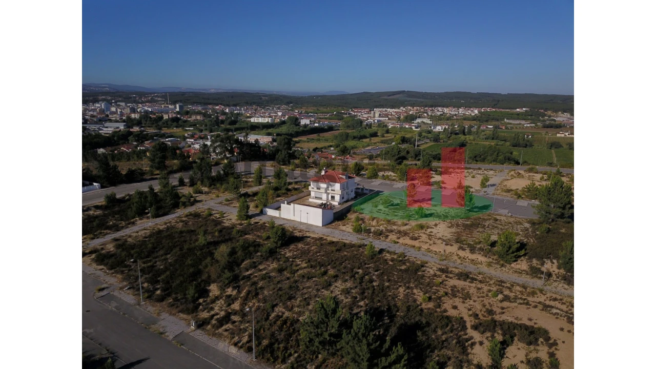 Moradia T4 para Venda em Rio Maior Foto 50