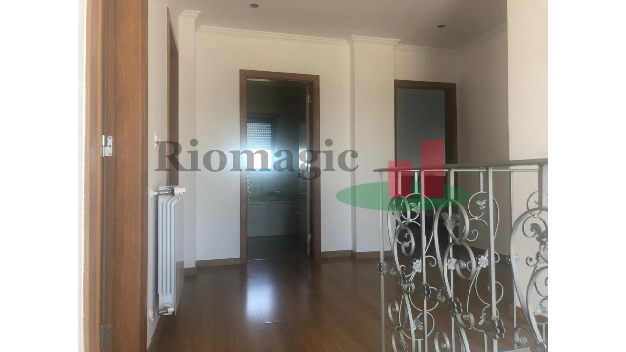 Moradia T4 para Venda em Rio Maior Foto 43
