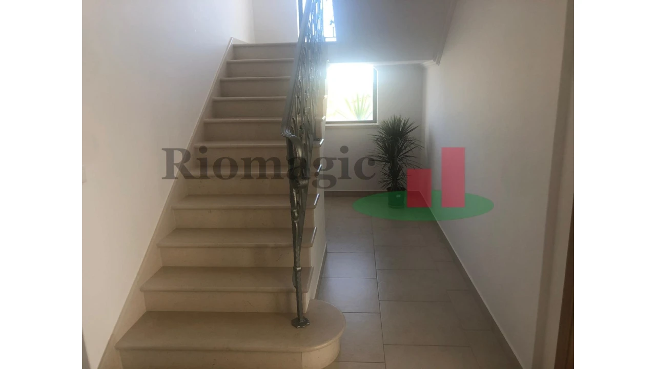 Moradia T4 para Venda em Rio Maior Foto 46