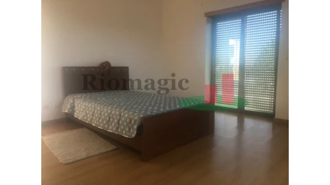 Moradia T4 para Venda em Rio Maior
