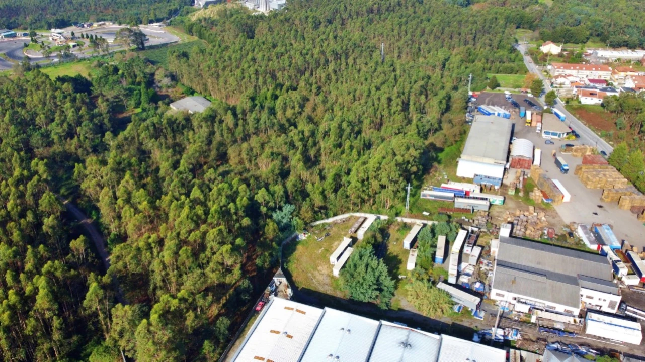 Terreno para Venda em Guilhabreu Foto 1