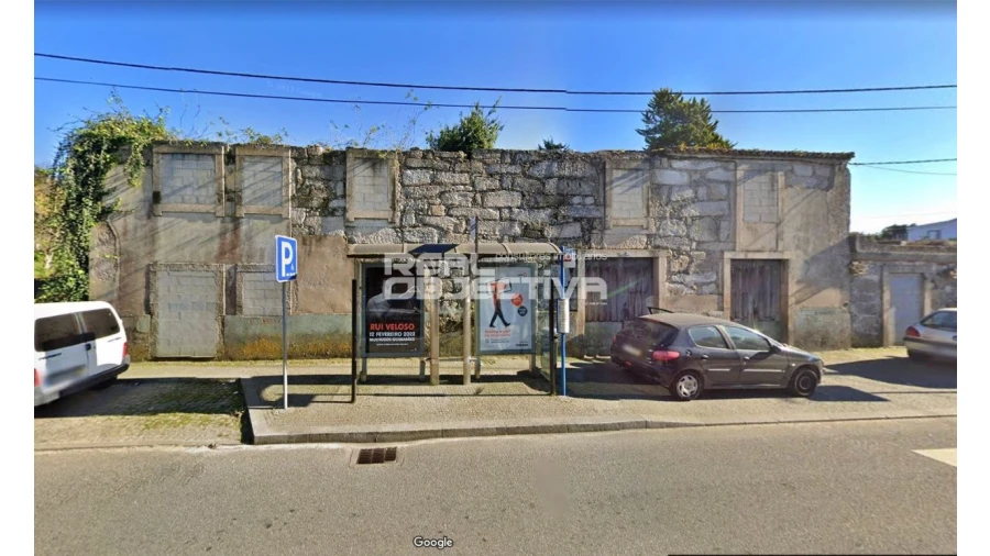 Terreno para Venda em Milheiros Foto 1