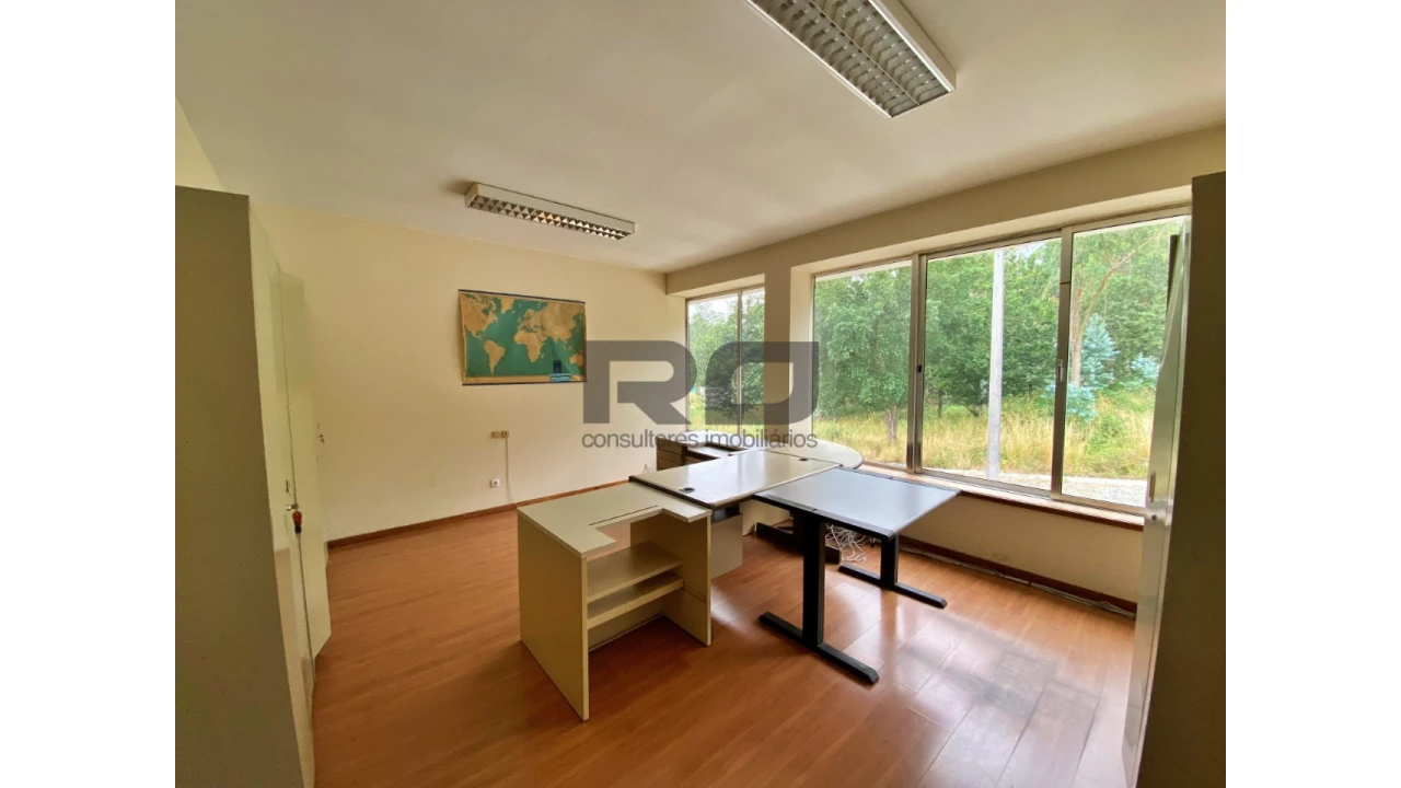 Armazém para Venda em Bougado (São Martinho e Santiago) Foto 17