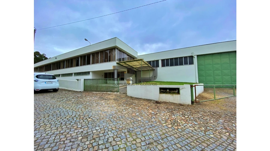 Armazém para Venda em Bougado (São Martinho e Santiago) Foto 29