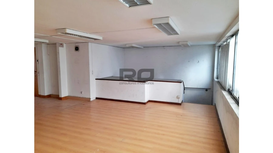 Loja para Arrendamento em Matosinhos e Leça da Palmeira Foto 7