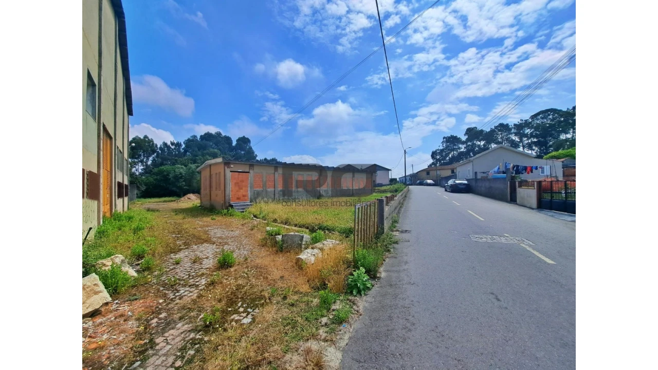 Armazém para Venda em Foz do Sousa e Covelo Foto 20