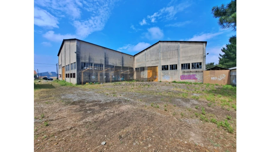 Armazém para Venda em Foz do Sousa e Covelo Foto 13