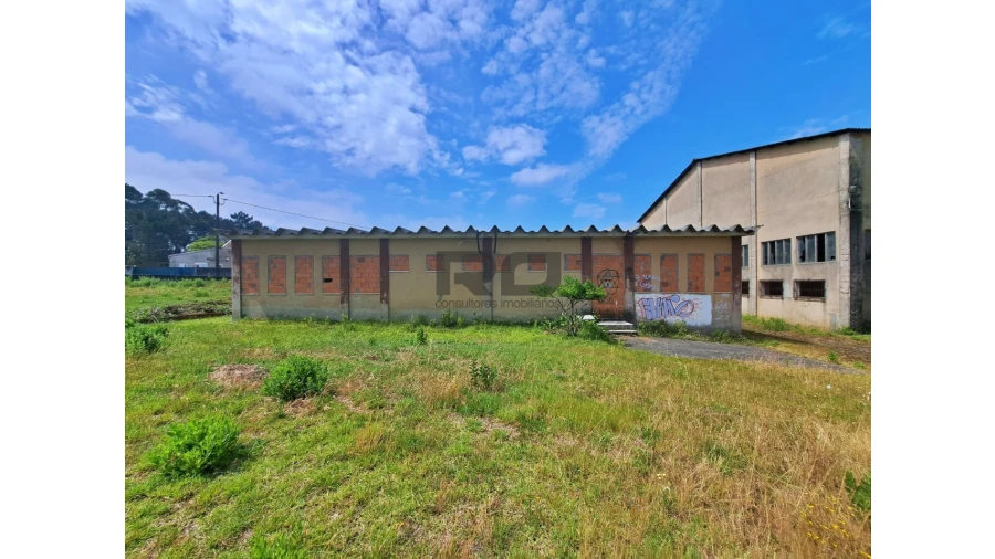 Armazém para Venda em Foz do Sousa e Covelo Foto 15