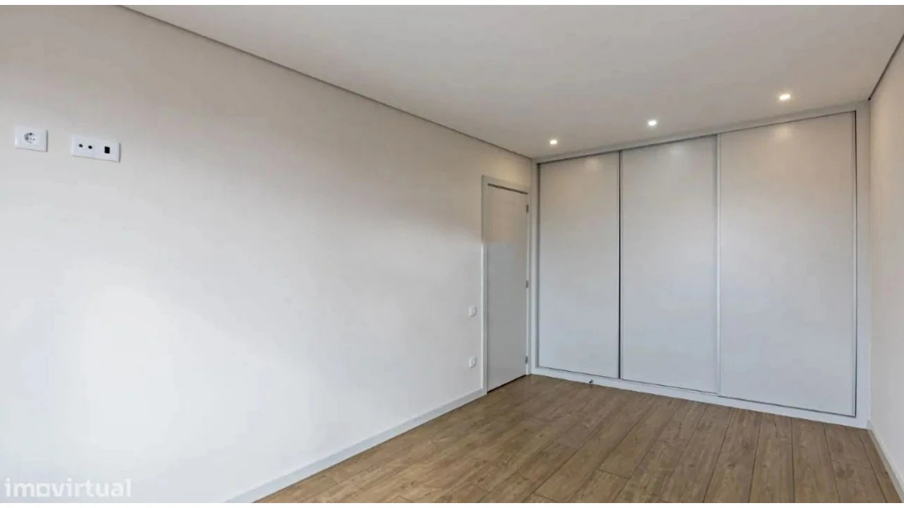 Apartamento T3 para Venda em Aldoar, Foz do Douro e Nevogilde Foto 9
