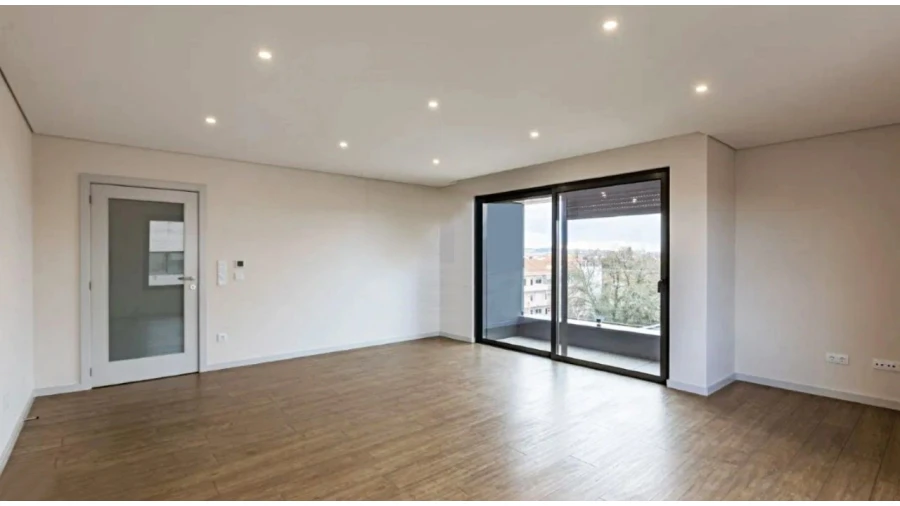 Apartamento T3 para Venda em Aldoar, Foz do Douro e Nevogilde Foto 4