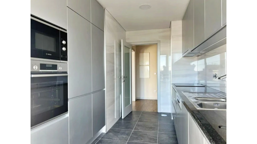 Apartamento T3 para Venda em Aldoar, Foz do Douro e Nevogilde Foto 7