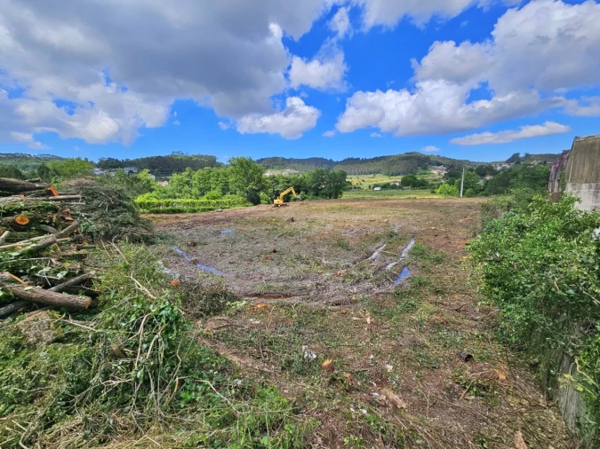 Terreno para Venda em Alvarelhos e Guidões Foto 2