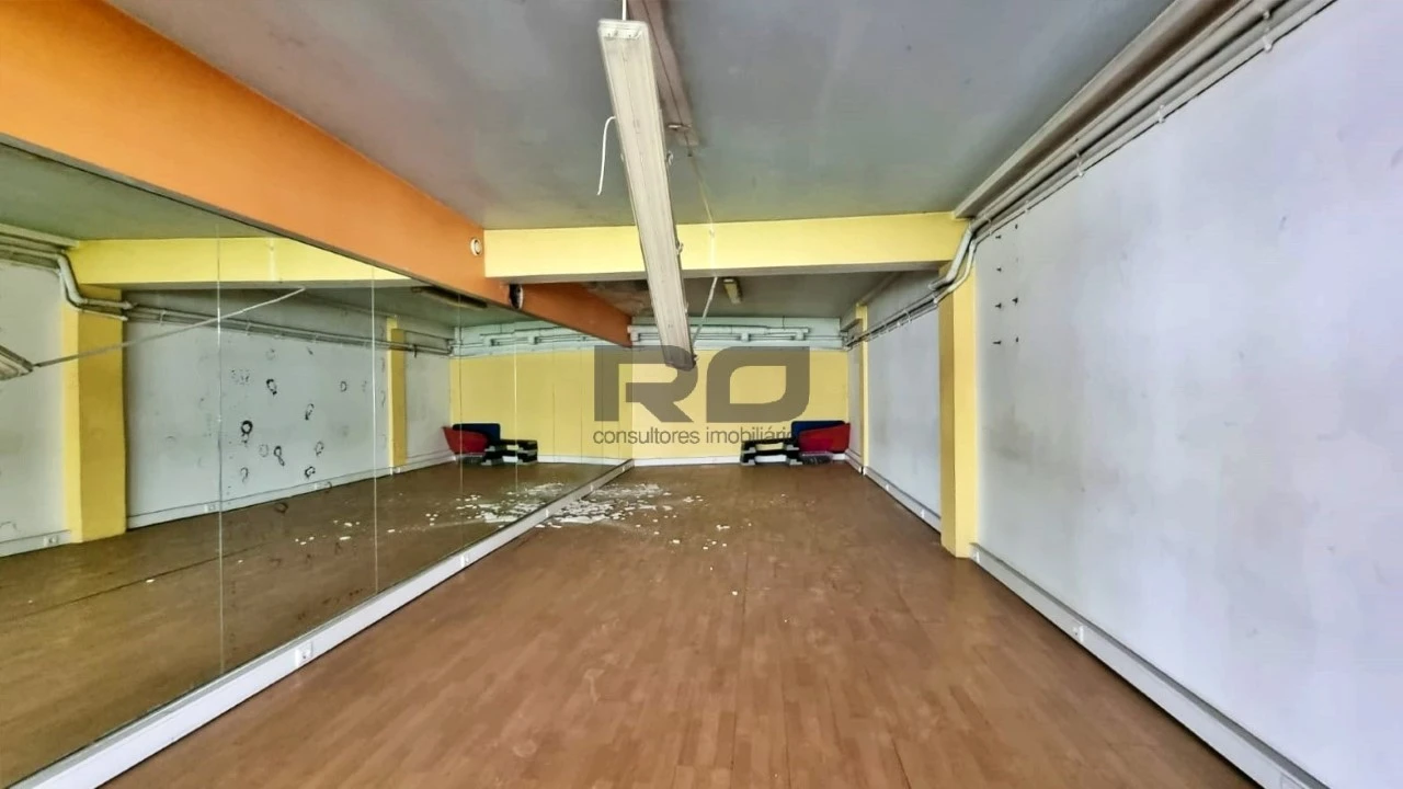 Loja para Venda em Bougado (São Martinho e Santiago) Foto 6