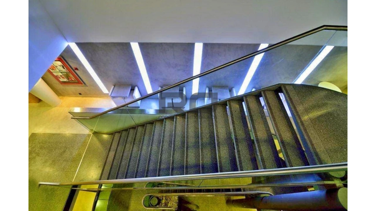 Loja para Arrendamento em Glória e Vera Cruz Foto 11