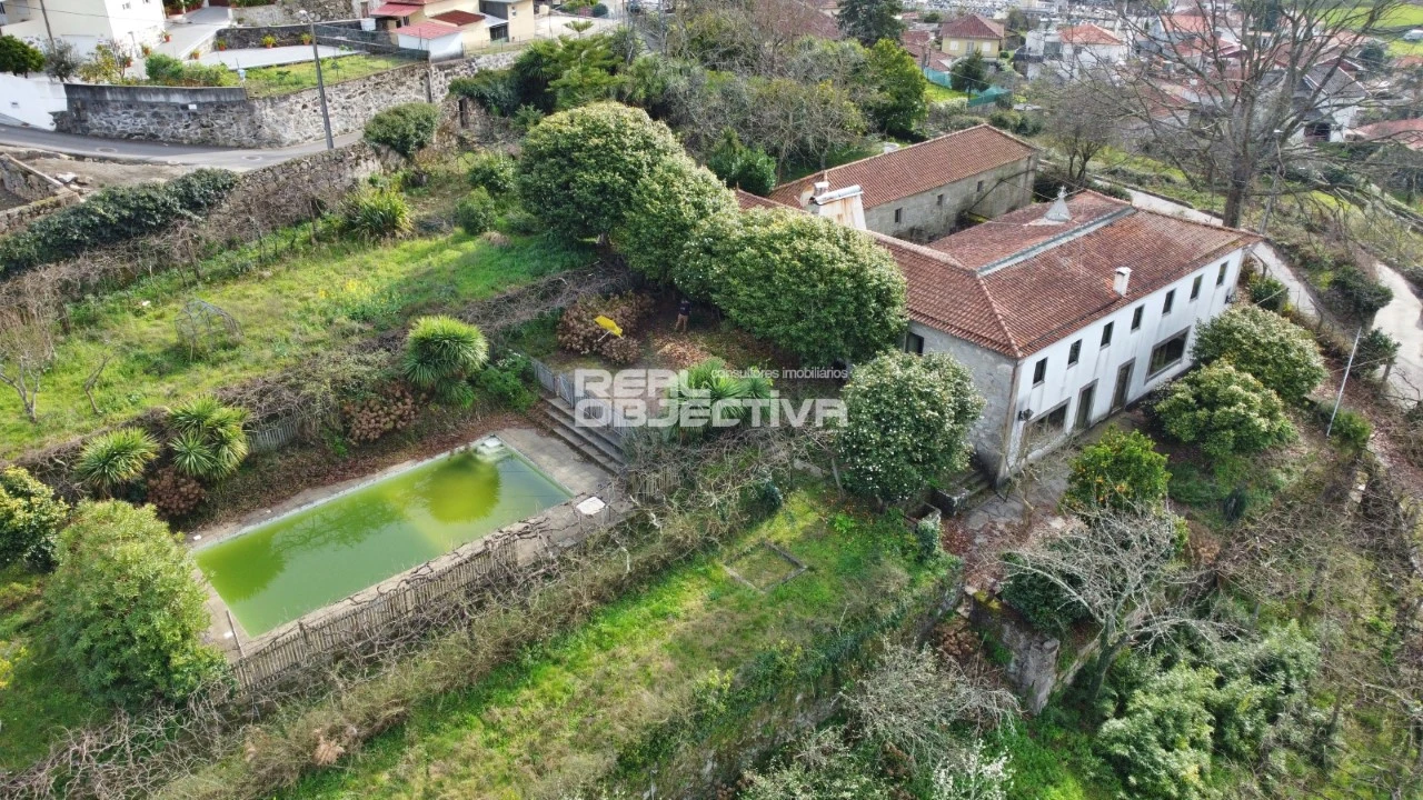 Quinta T6 para Venda em São Tomé de Negrelos Foto 1