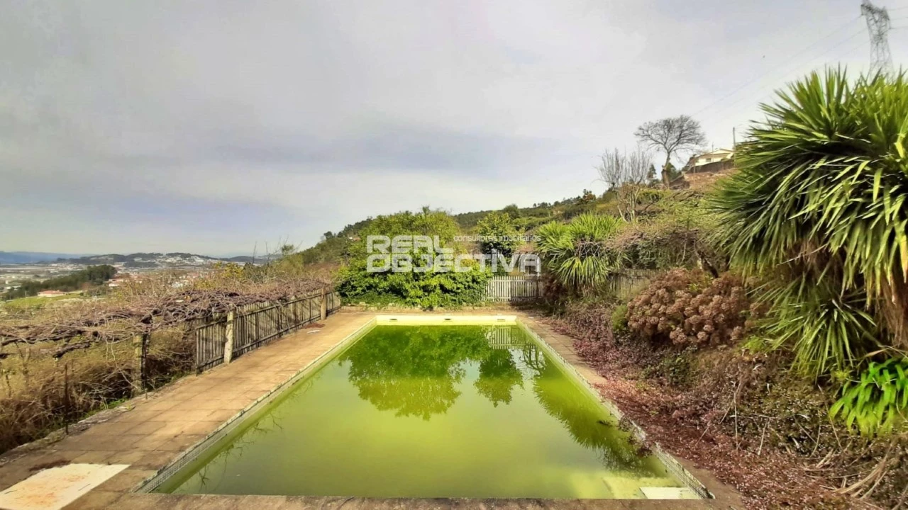 Quinta T6 para Venda em São Tomé de Negrelos Foto 35