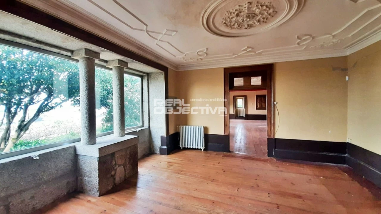 Moradia T6 para Venda em São Tomé de Negrelos Foto 7