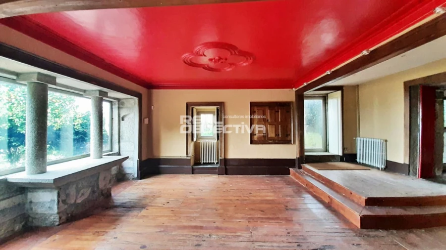 Moradia T6 para Venda em São Tomé de Negrelos Foto 4