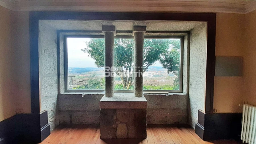 Moradia T6 para Venda em São Tomé de Negrelos Foto 9