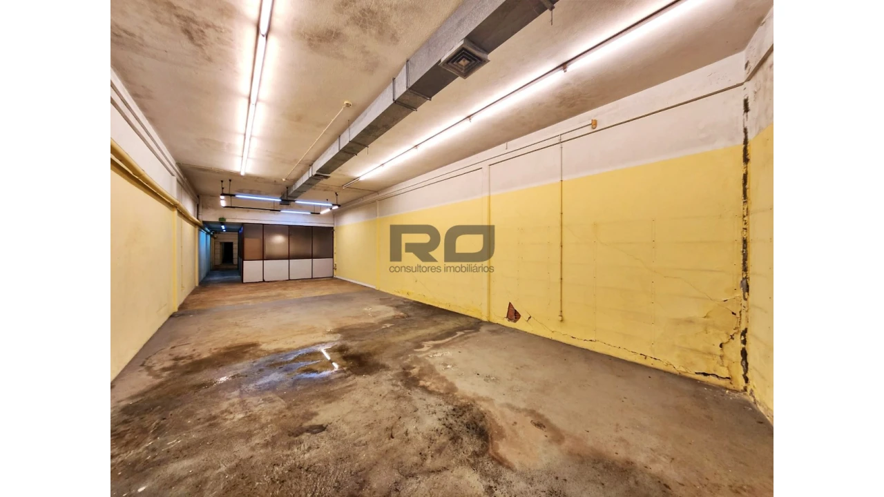 Loja para Arrendamento em Cedofeita, Santo Ildefonso, Sé, Miragaia, São Nicolau e Vitória Foto 6