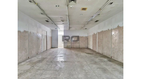 Loja para Arrendamento em Cedofeita, Santo Ildefonso, Sé, Miragaia, São Nicolau e Vitória