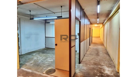 Loja para Arrendamento em Cedofeita, Santo Ildefonso, Sé, Miragaia, São Nicolau e Vitória