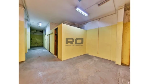 Loja para Arrendamento em Cedofeita, Santo Ildefonso, Sé, Miragaia, São Nicolau e Vitória