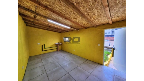 Moradia T2 para Venda em Campanhã