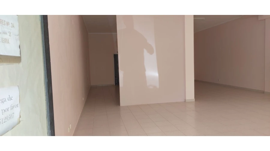 Loja para Venda em Vieira de Leiria Foto 5