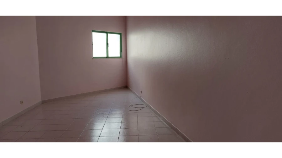 Loja para Venda em Vieira de Leiria Foto 6