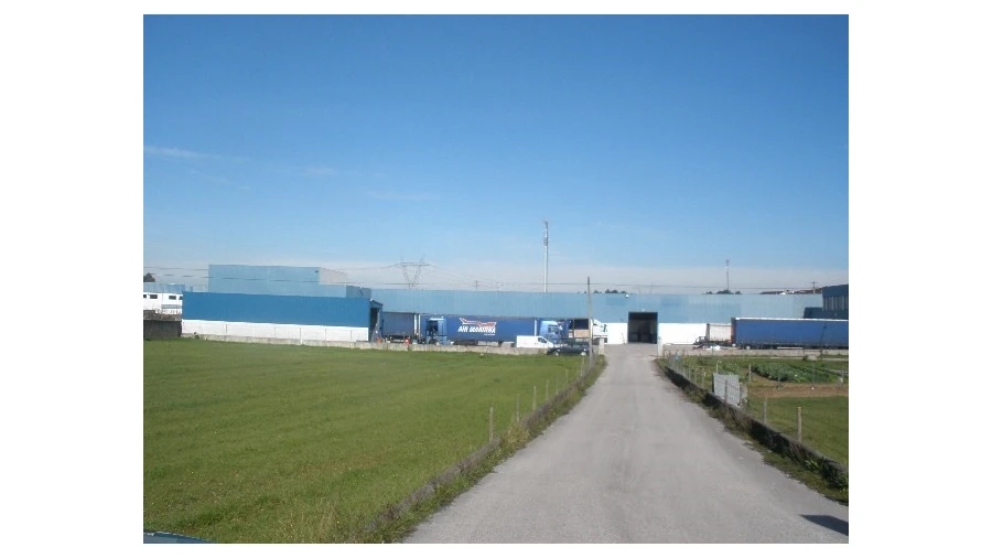 Armazém para Venda em Regueira de Pontes Foto 4