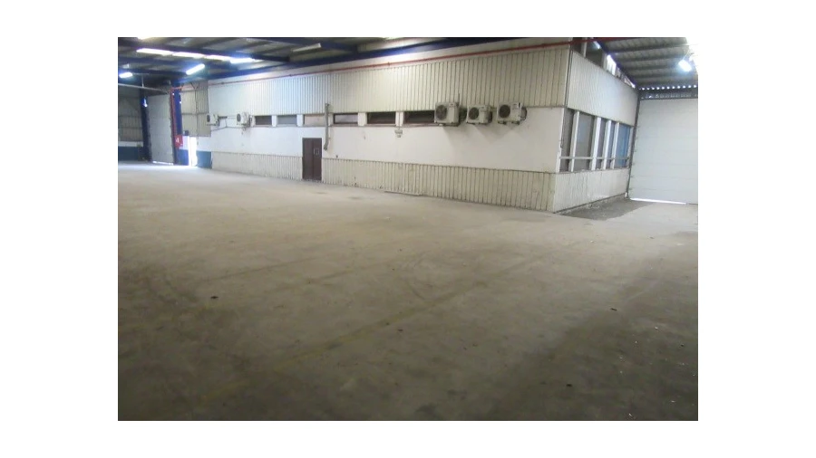 Armazém para Venda em Regueira de Pontes Foto 7